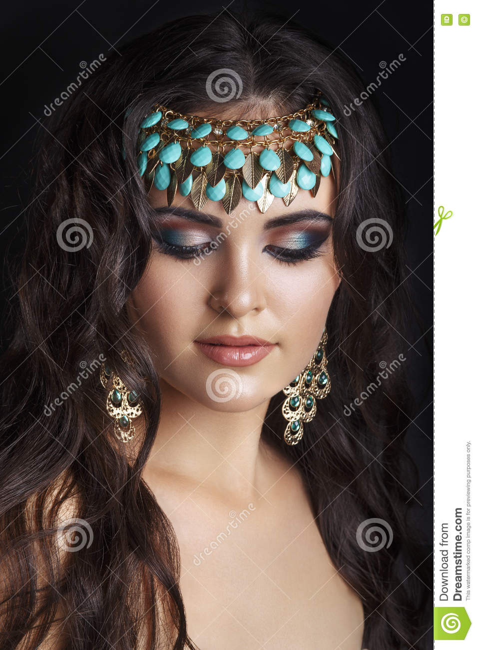 Arab Eye Makeup Oriental Styleyoung Arabic Woman Model Beautiful Clean Skin