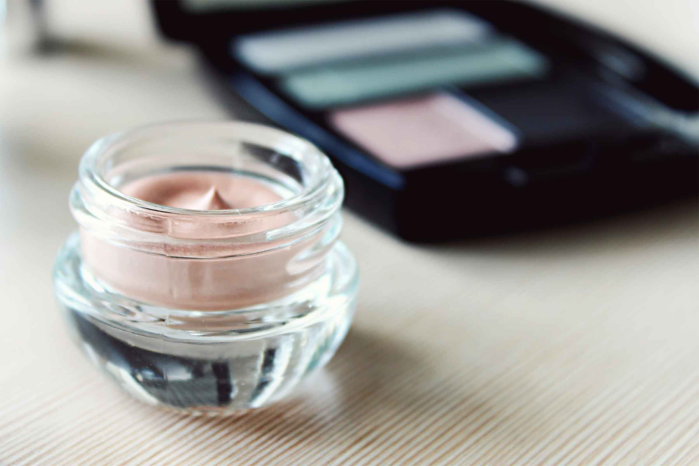 Ball Eye Makeup Eye Makeup Tips 7 Ways To Make Your Eyes Pop Readers Digest