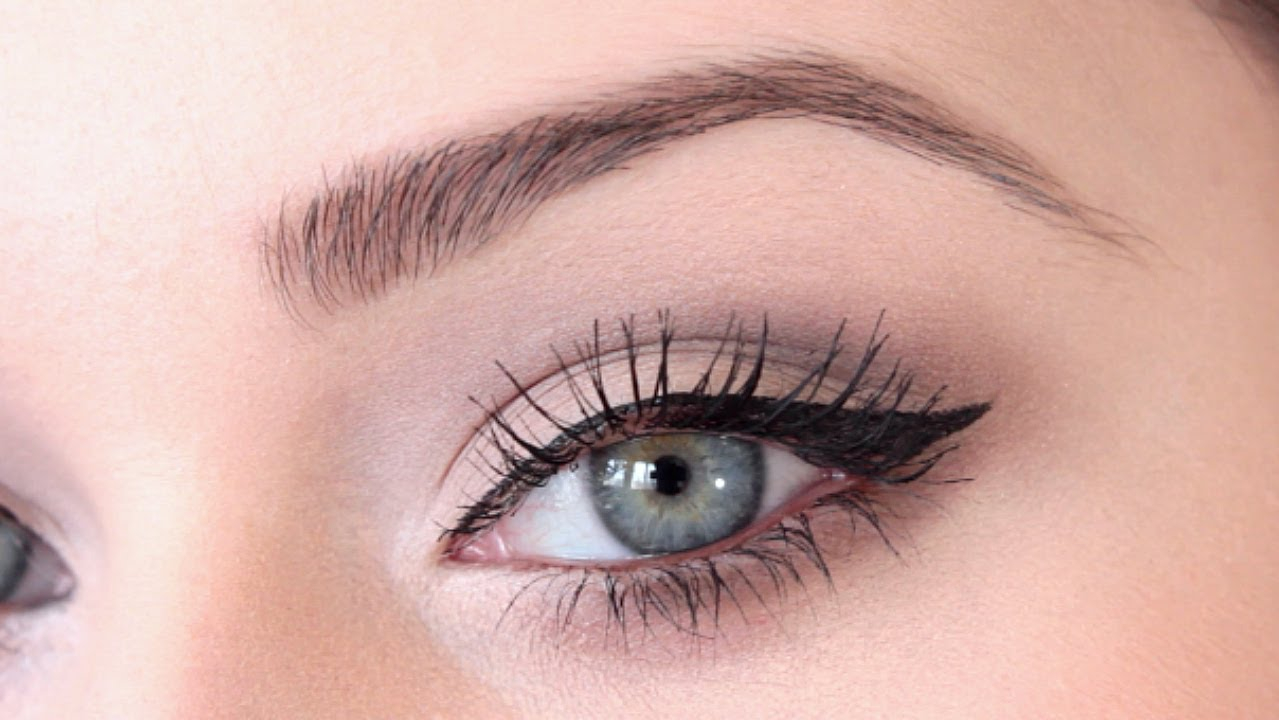 Best Eye Makeup For Blue Eyes Makeup Tips For Blue Eyes Best Tips For The Blue Eyed Ladies