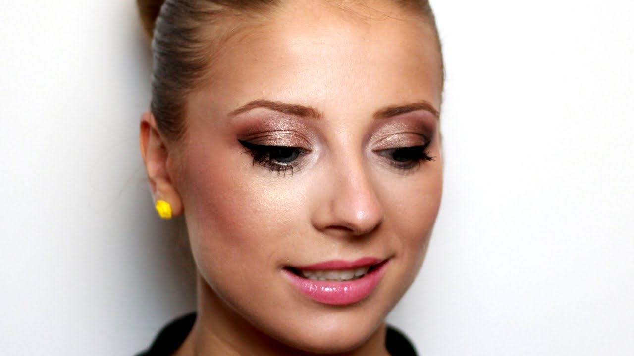 Best Eye Makeup For Blue Eyes Romantic Makeup For Blue Eyes And Blonde Hair Youtube