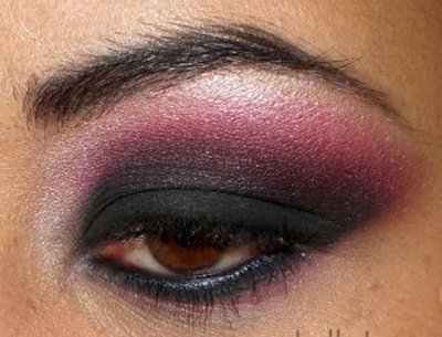 Black And Pink Eye Makeup Beautiful Makeup Trends Summer Trends 2009 Hot Pink Eyeshadow
