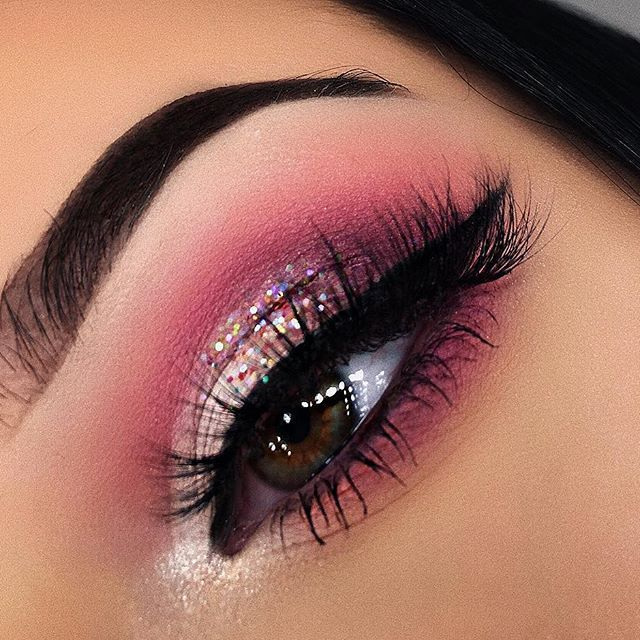 Black And Pink Eye Makeup Hottest Eye Makeup Looks Makeup Trends Styles Weekly