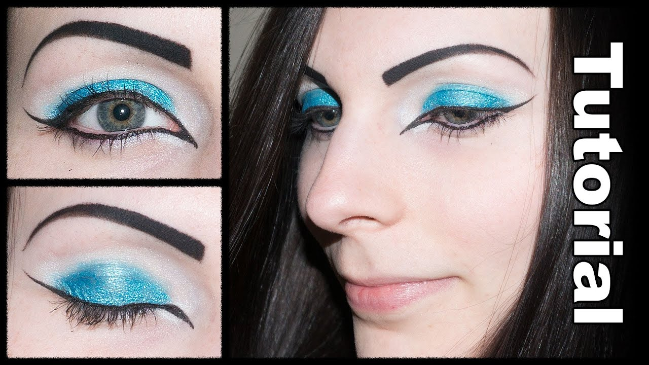 Blue Cat Eye Makeup Blue Teal White Eyeshadow With Cat Eye Makeup Tutorial Youtube