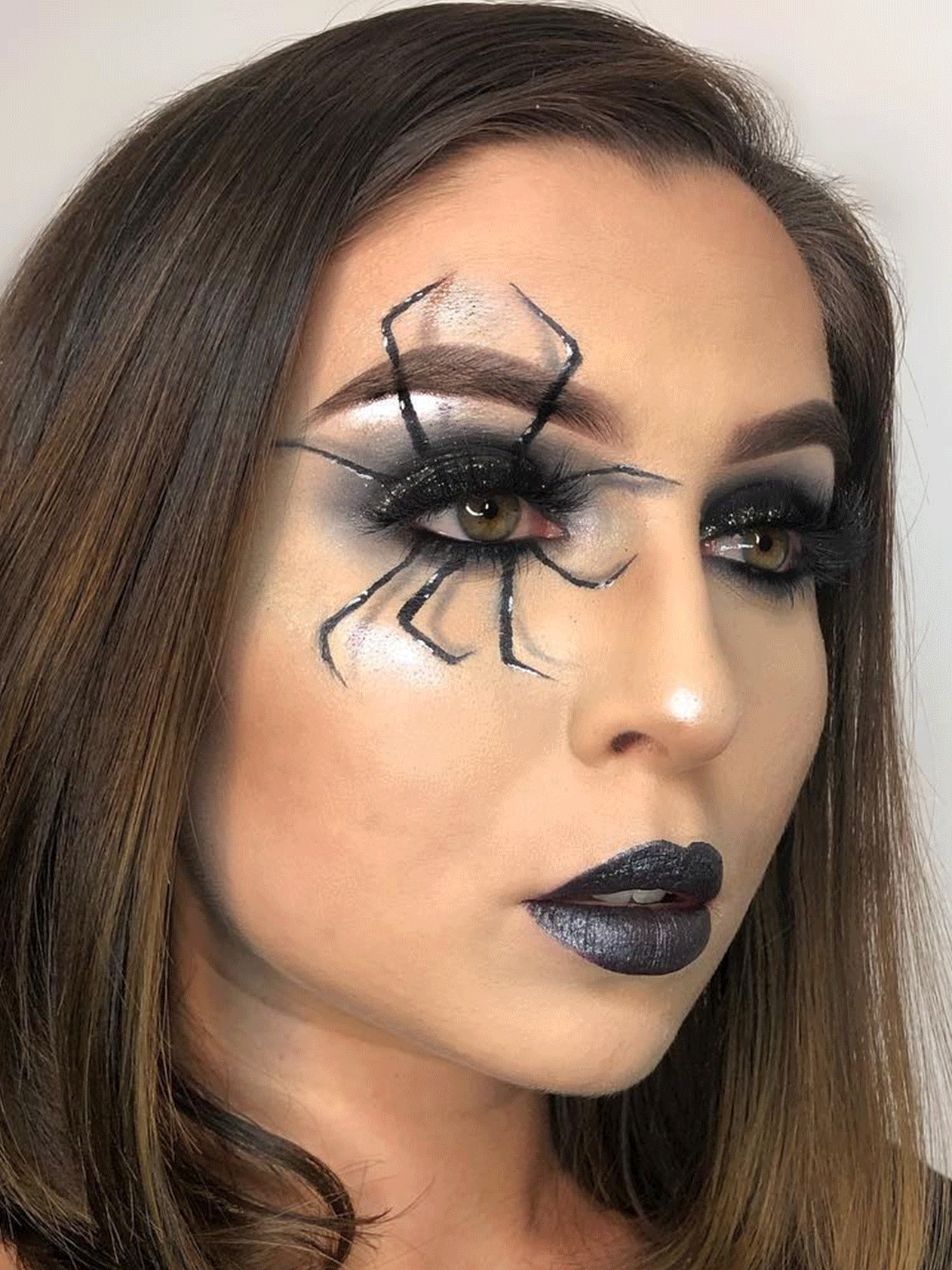 Cat Eye Makeup For Halloween 27 Last Minute Halloween Costumes You Can Do With Just Makeup Allure