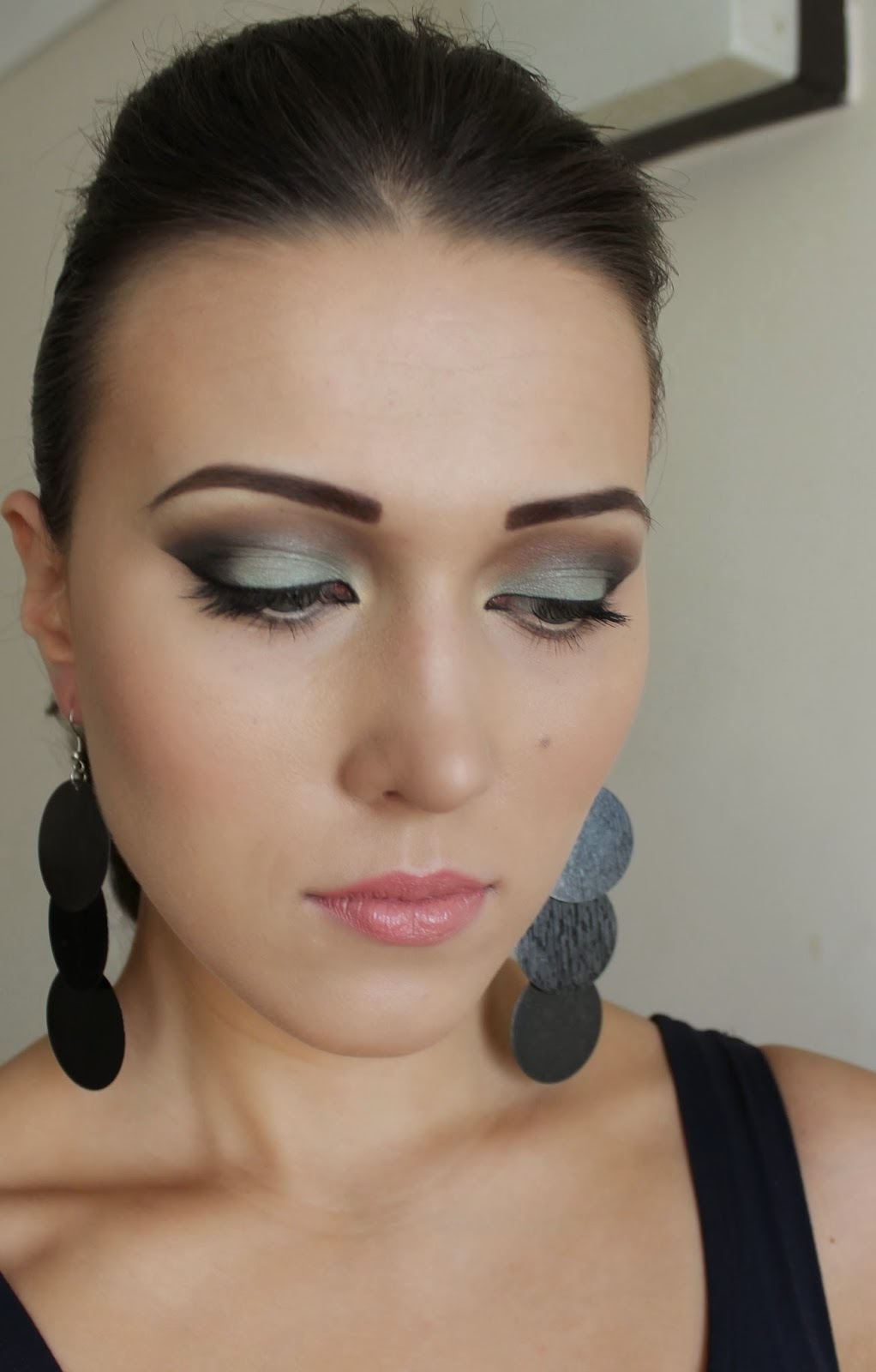 Charcoal Eye Makeup Make Up Art Ingrida Ramanauskaite Sexy Mintcharcoal Smokey Cat