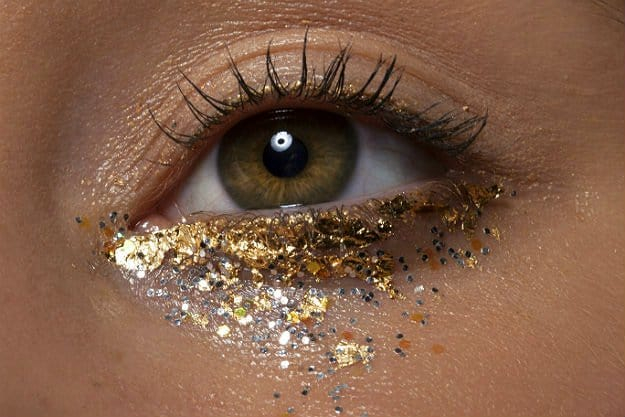 Crazy Eye Makeup Tutorial How To Use Glitter Makeup And Not Look Crazy Makeup Tutorials