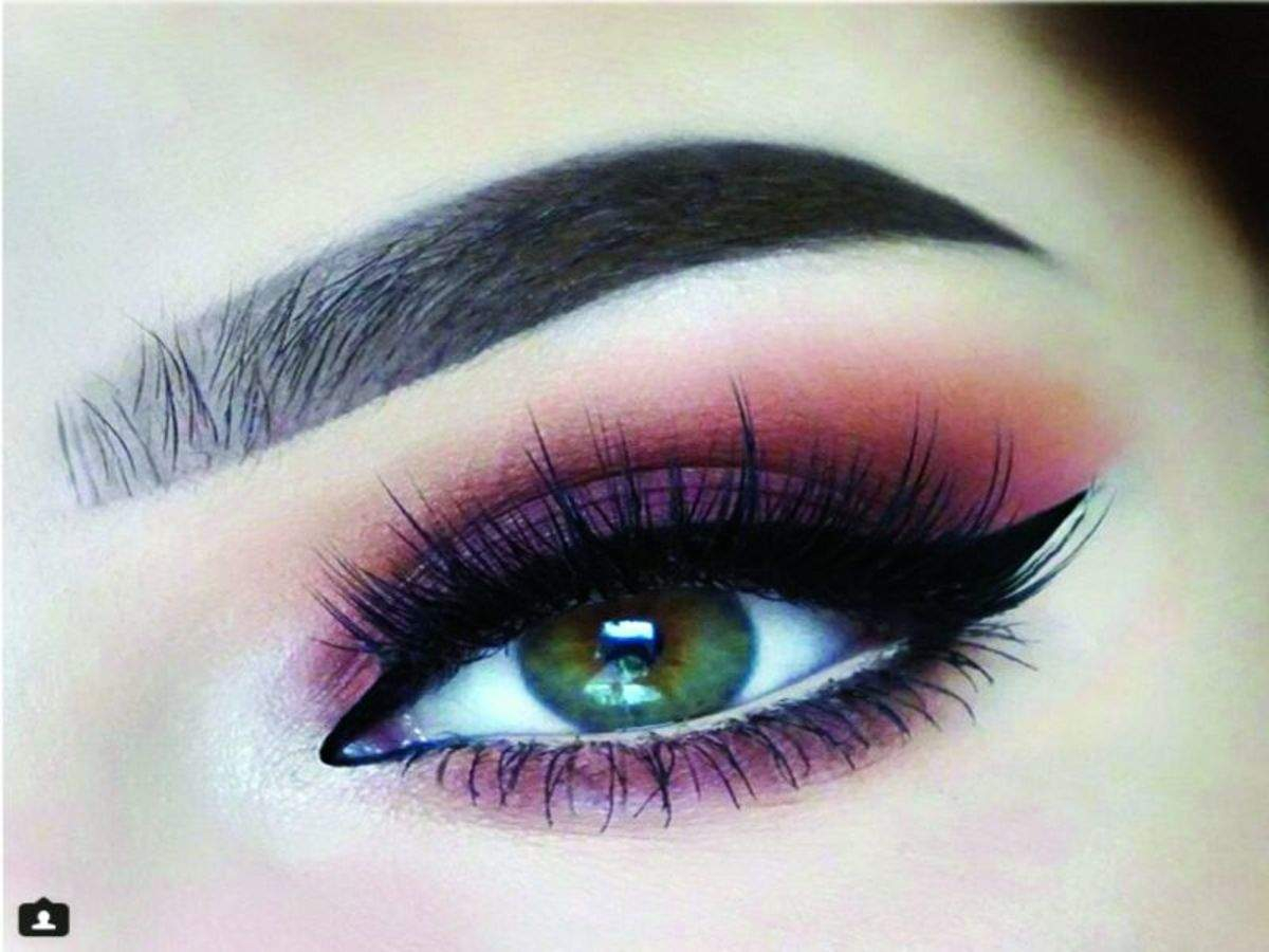 Creative Eye Makeup Trend Get Creative And Try Halo Eye Makeup