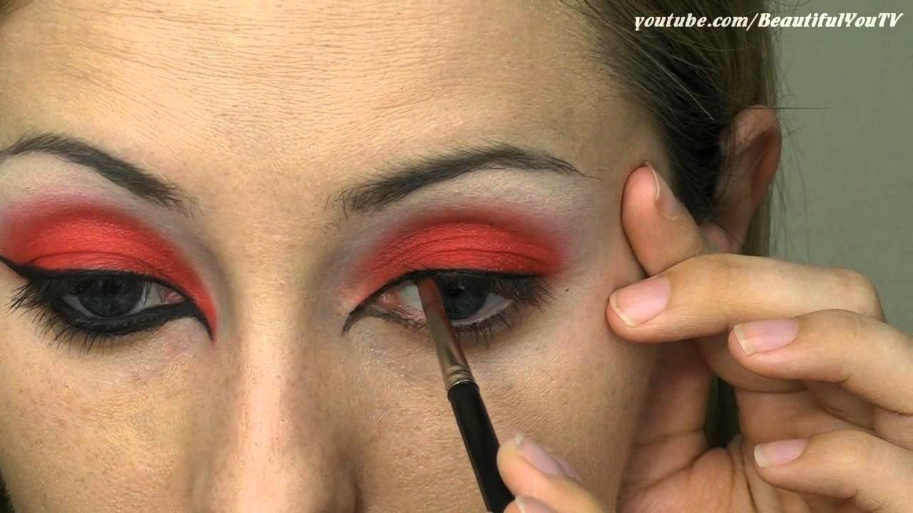 Devil Costume Eye Makeup She Devil Halloween Makeup Tutorial Youtube