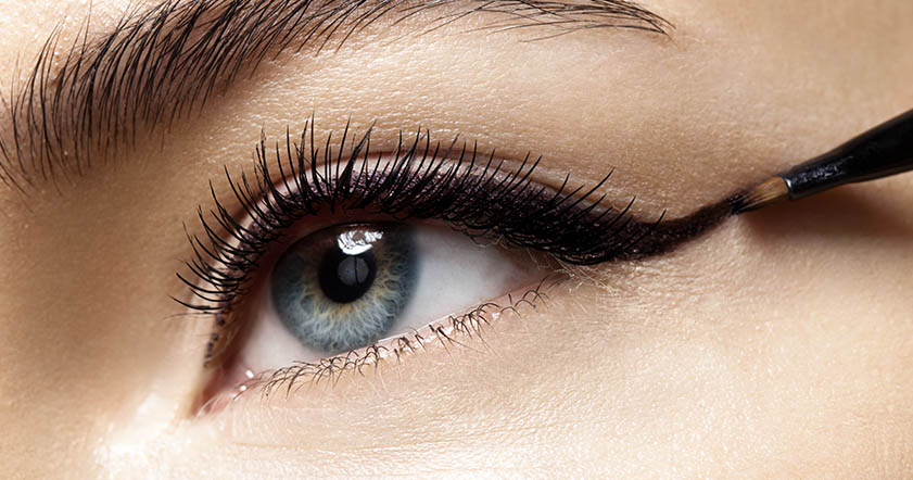 Different Types Of Cat Eye Makeup Wing It Learn How To Do Cat Eye Makeup With Our 6 Expert Tips L