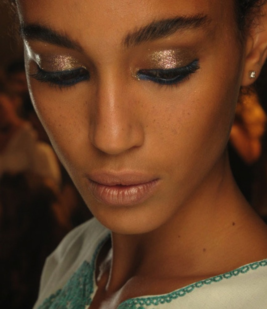 Eye Makeup For Dark Skin Tone Try These Spring Makeup Trends For Darker Skin Tones Stylecaster