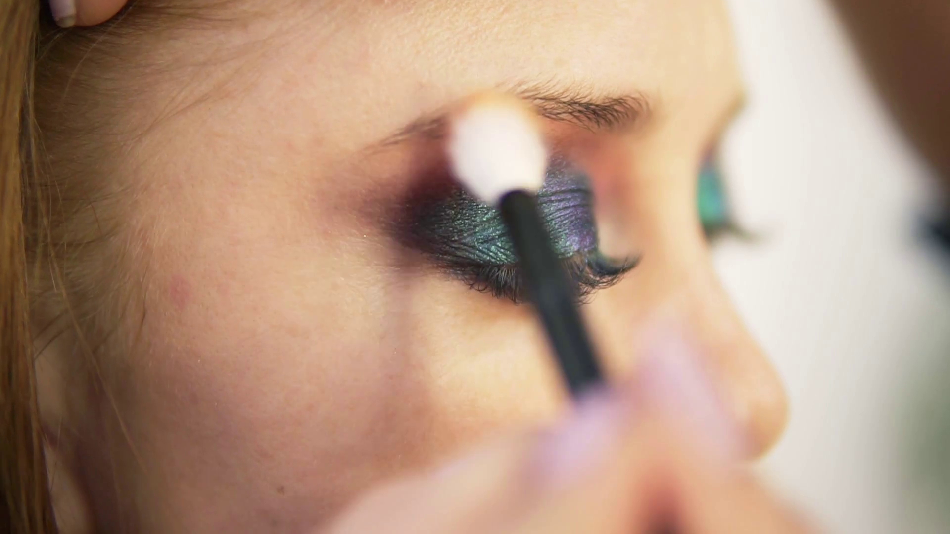 Eye Makeup Green Eyeshadow Eye Makeup Woman Spreads The Eyeshadow With Brush Beautiful Woman