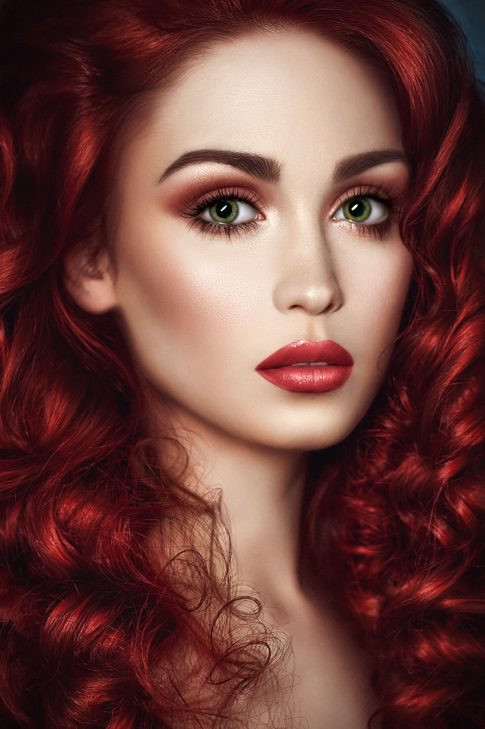 makeup for brown eyes and red hair - cat eye makeup