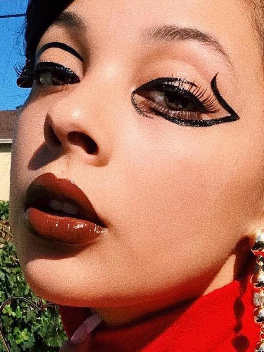 Eye Makeup Wings 13 Creative Winged Eyeliner Techniques And Trends On Instagram Allure
