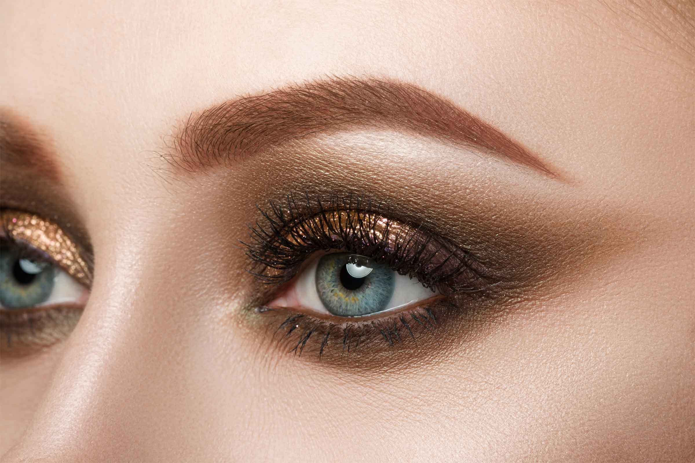 Eye With Makeup Eye Makeup Tips 7 Ways To Make Your Eyes Pop Readers Digest