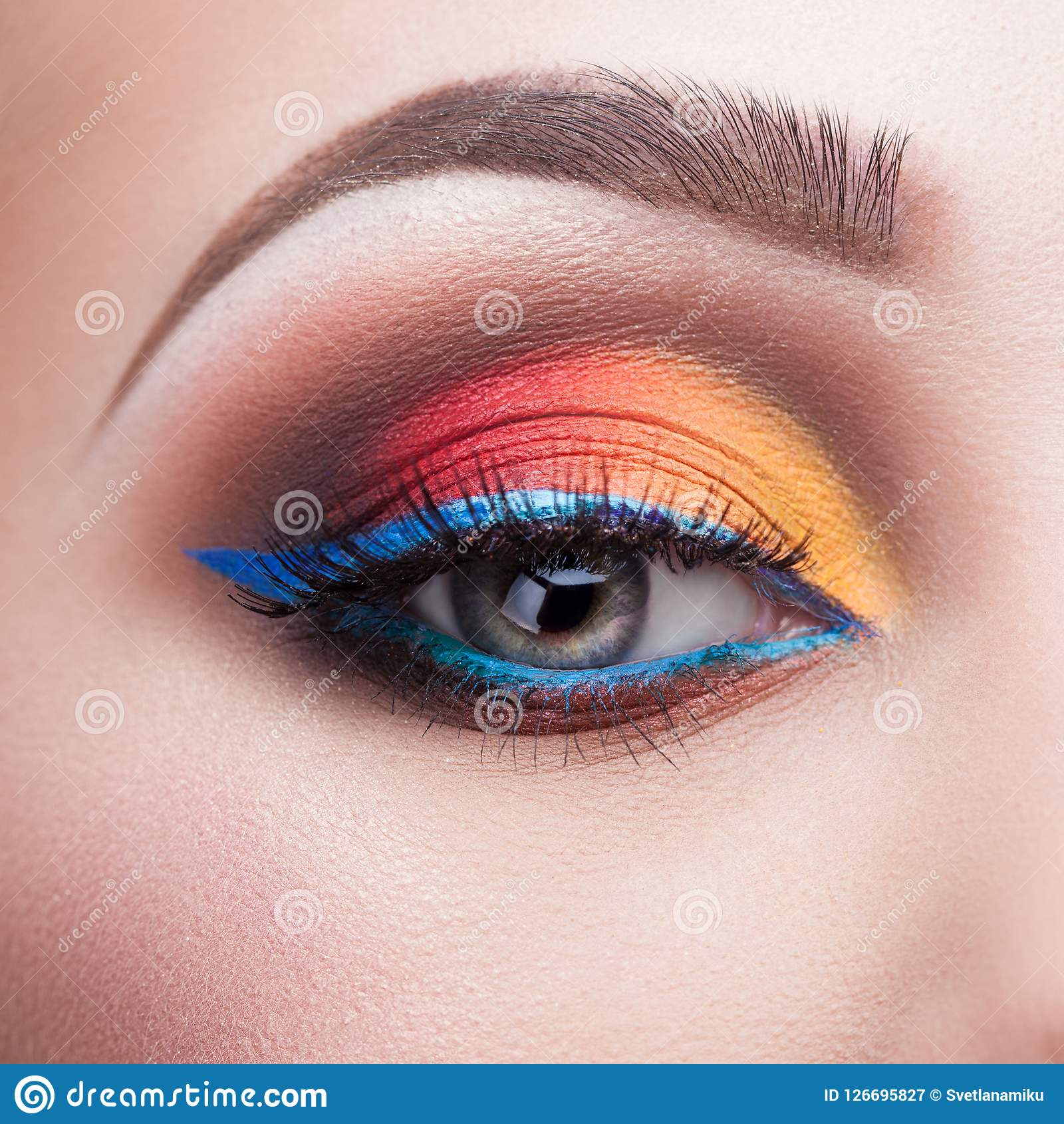 Feminine Eye Makeup Stylish And Bright Makeup Stock Image Image Of Blue 126695827