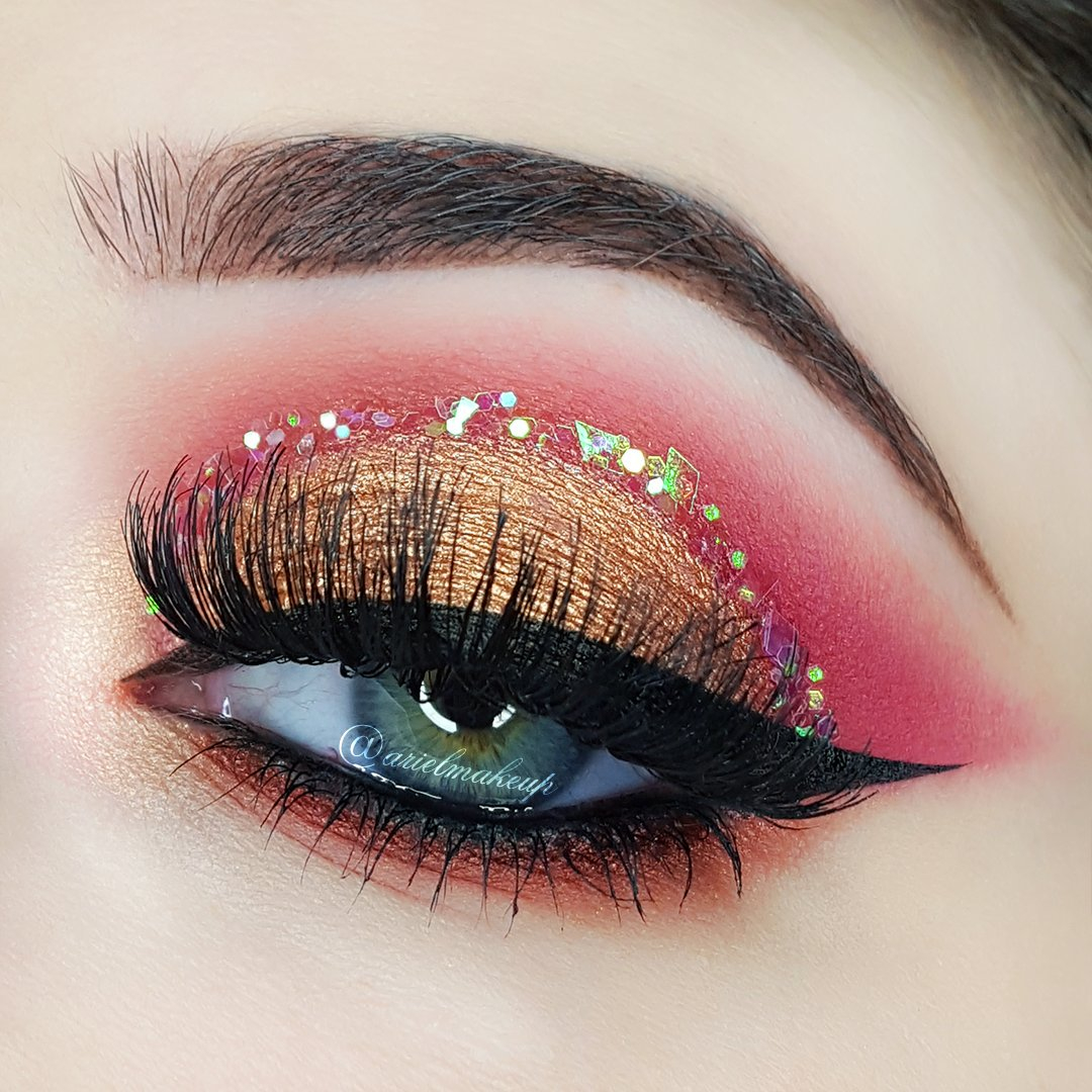 Glitter Eye Makeup Tutorial A Collection Of 40 Best Glitter Makeup Tutorials And Ideas For 2019