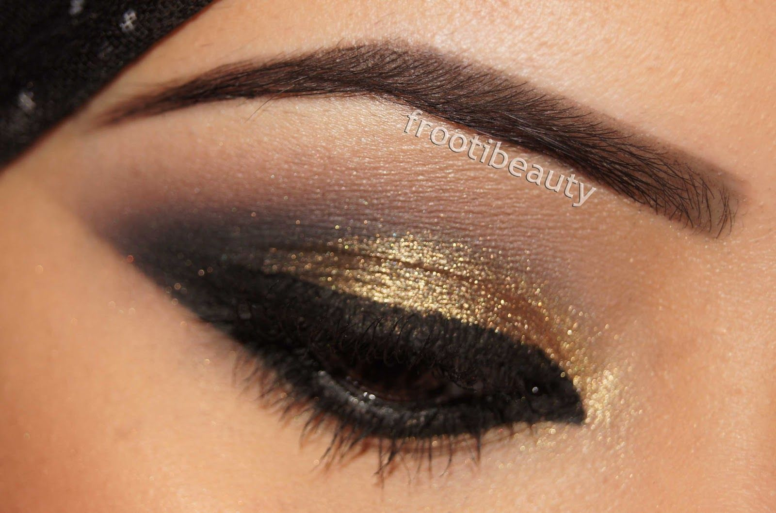 Gold And Black Eye Makeup Frootibeauty Fff Gold Black Arabickhaleeji Style Makeup Look