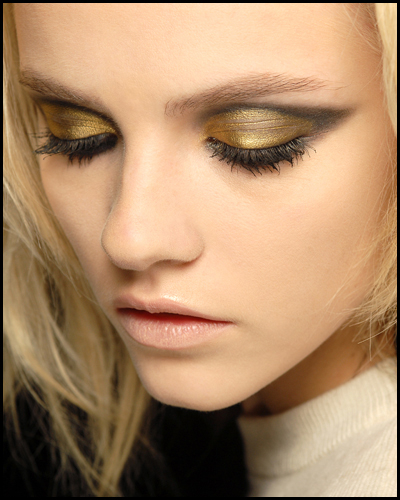 Gold Cat Eye Makeup 7 Sexy And Effective Eye Makeup Looks