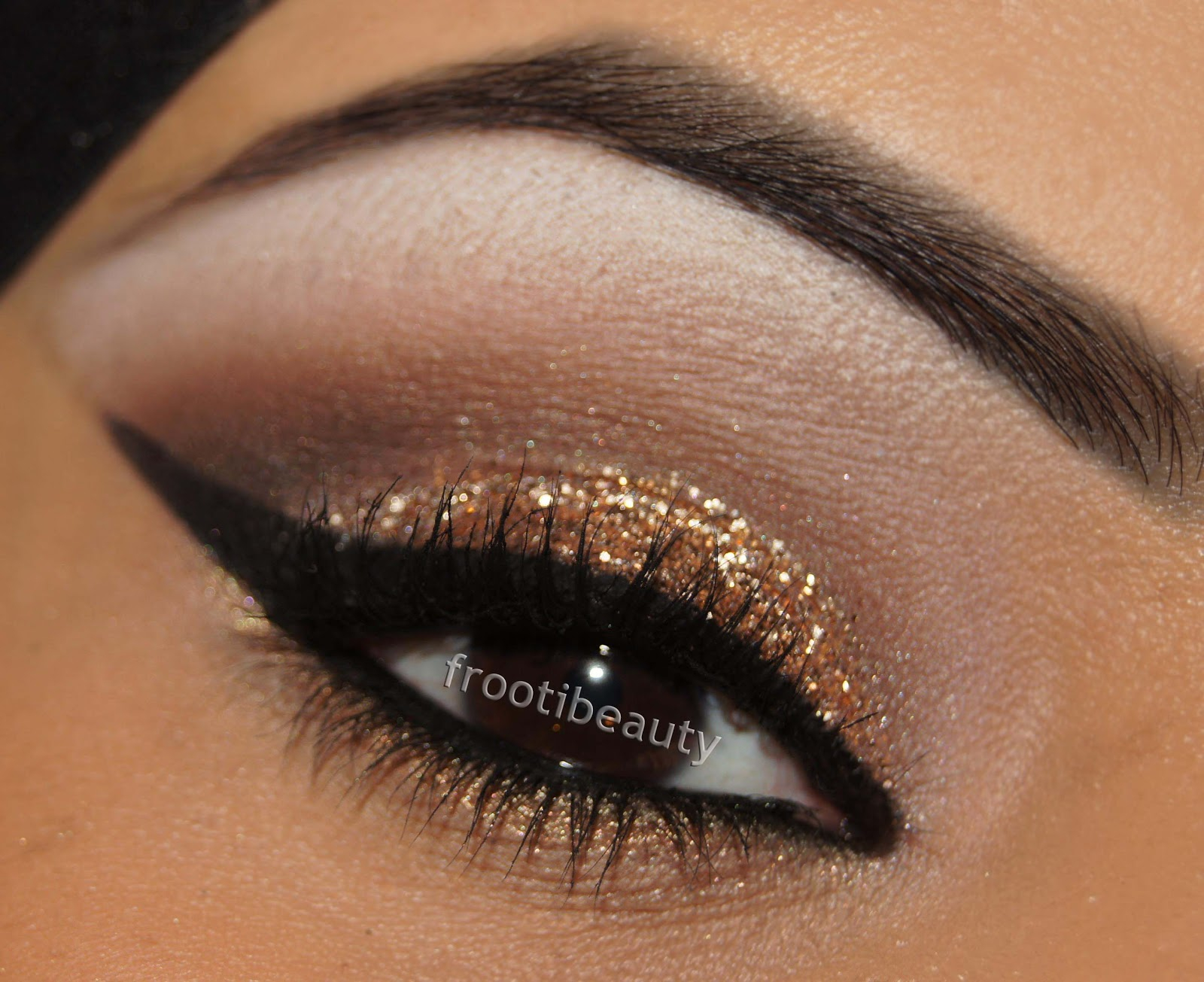 Gold Glitter Eye Makeup Safiyah Tasneem Gold Glitter Makeup Look