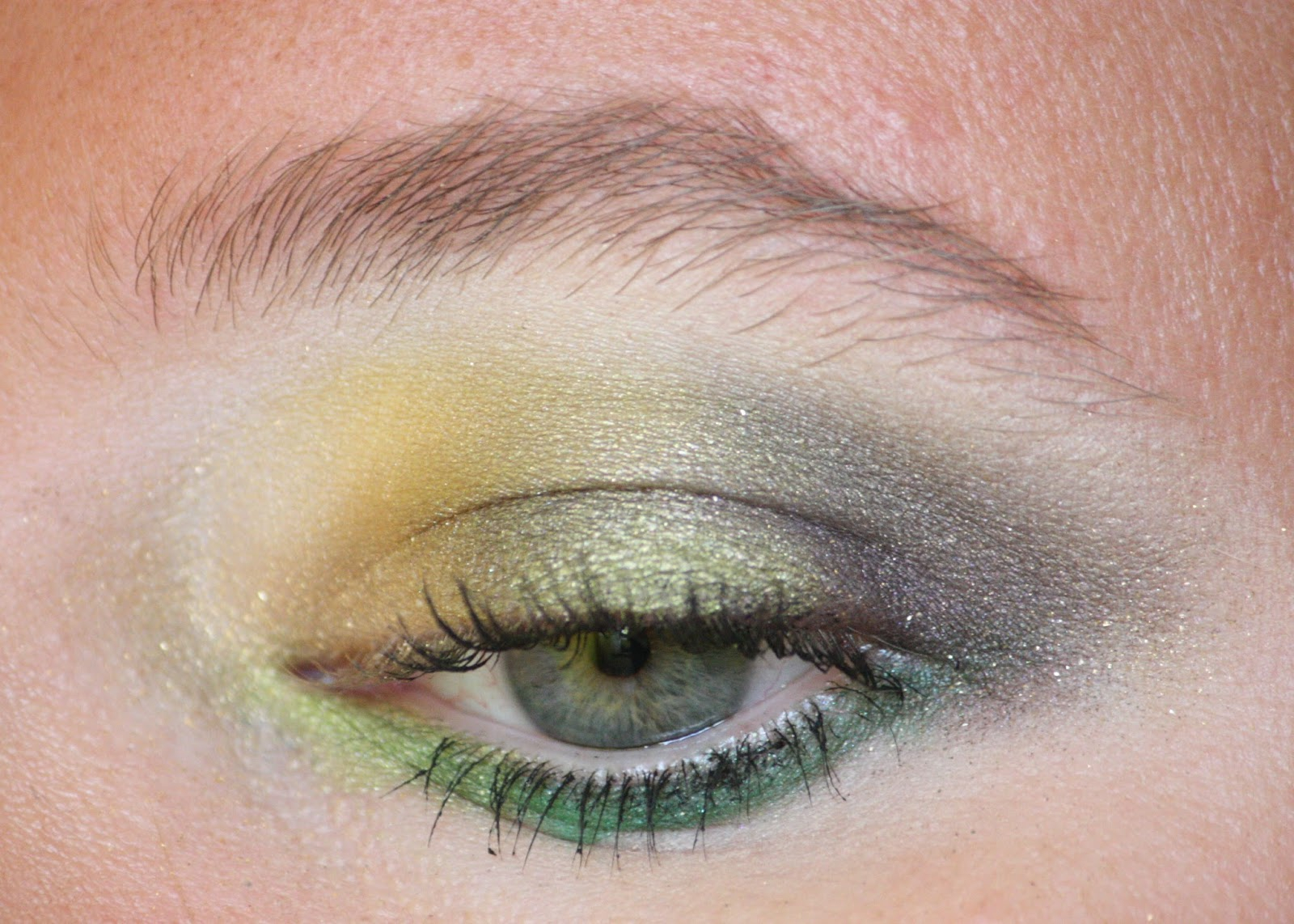 Green And Gold Eye Makeup Die Zauberin Zebulon Green Gold Yellow Eye Makeup