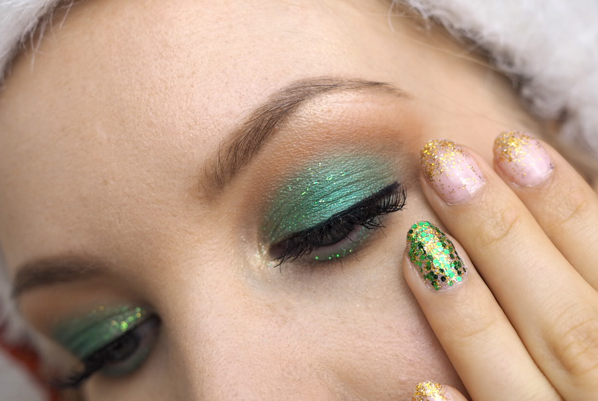 Green And Gold Eye Makeup Green Gold Makeup Tutorial Festive For The Holiday Season