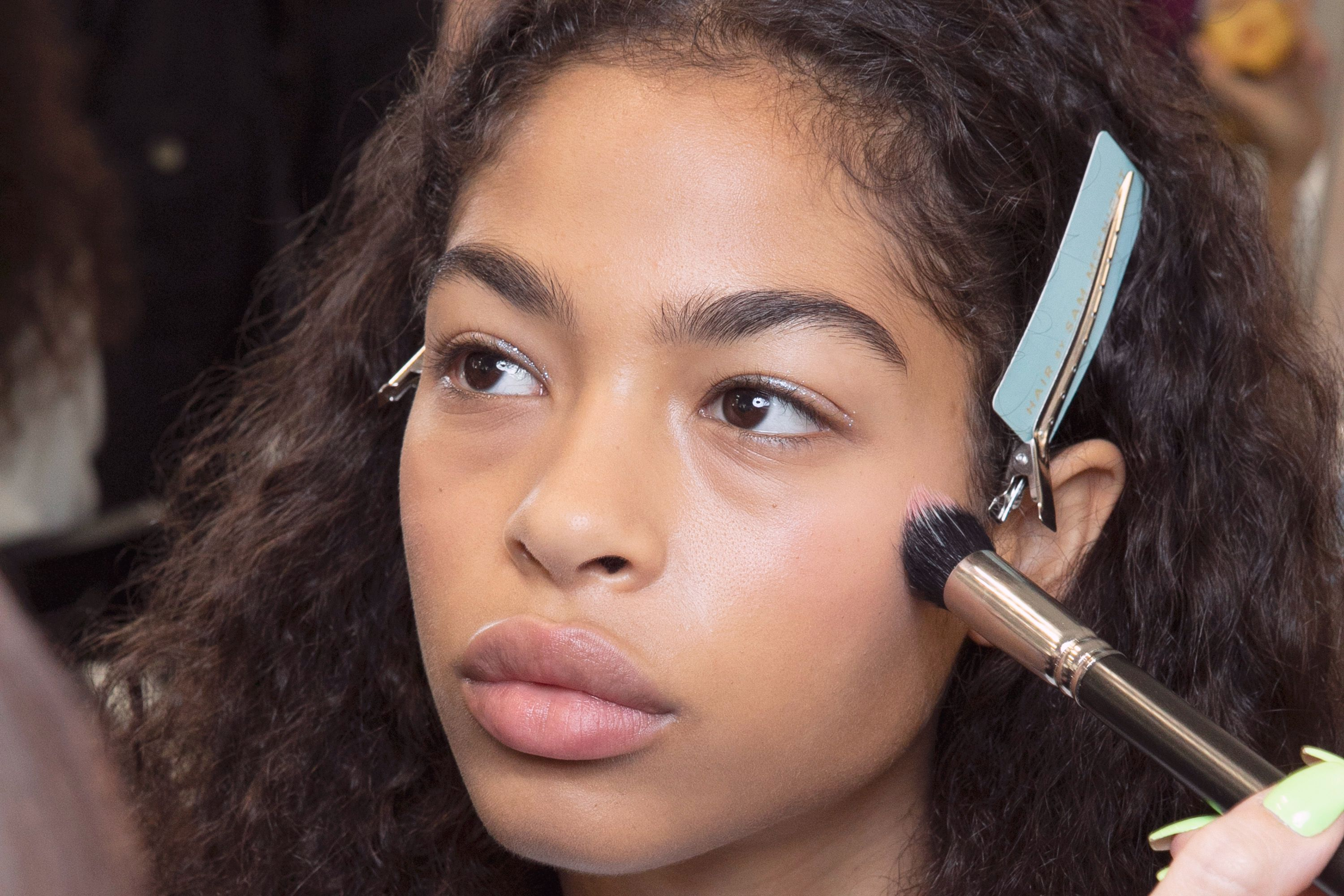 Heavy Eye Makeup Natural Makeup 9 Mac Makeup Artist Hacks To Ensure You Always Look