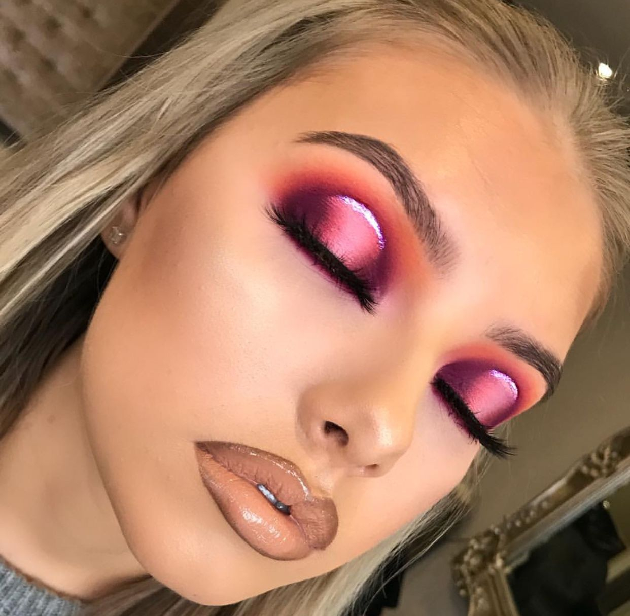 Heavy Eye Makeup Pink Orange Eyeshadow Look Spotlight Eye Look Bold Eye Makeup