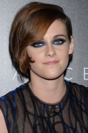 Insane Eye Makeup Kristen Stewarts Still Alice Eye Makeup Is Insane Hollywood