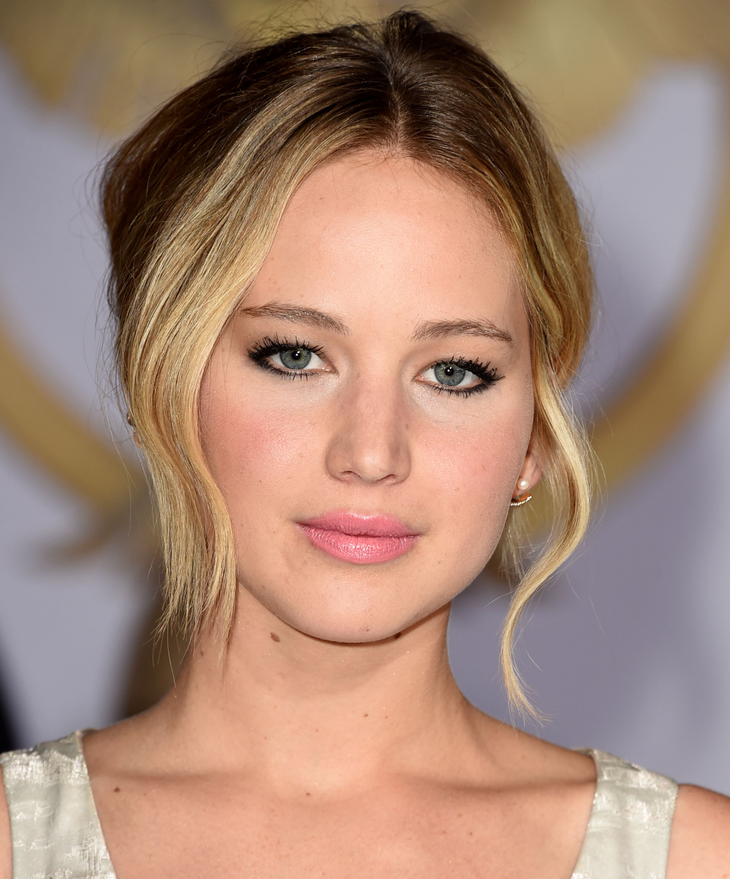 Jennifer Lawrence Eye Makeup 6 Essential Makeup Tips For Hooded Eyes Stylecaster