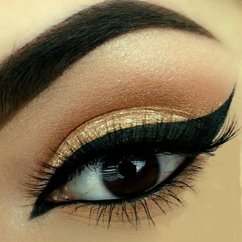 Makeup Eyes Photos Golden Shimmery Eye Makeup Uploaded Lane On We Heart It