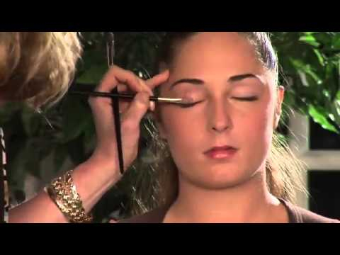 Makeup For Bulging Eyes How To Apply Makeup To Cover Bulging Eyes Youtube