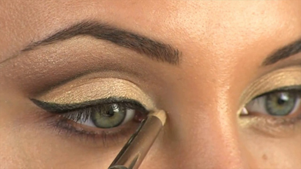 Makeup For Close Set Eyes How To Apply Eyeliner For Deep Set Eyes How To Recognise That You