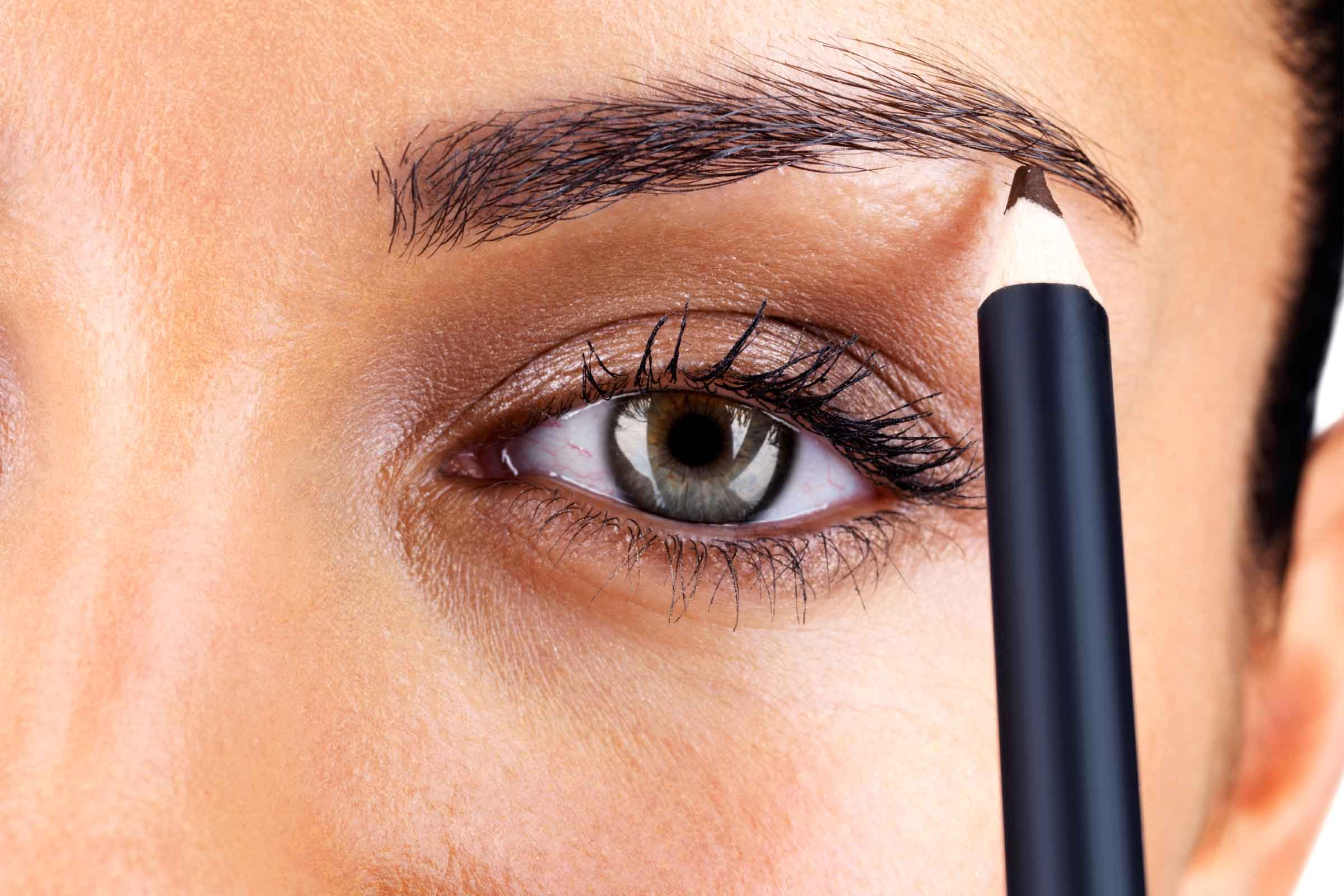 Makeup To Lighten Brown Eyes Eye Makeup Tips 7 Ways To Make Your Eyes Pop Readers Digest