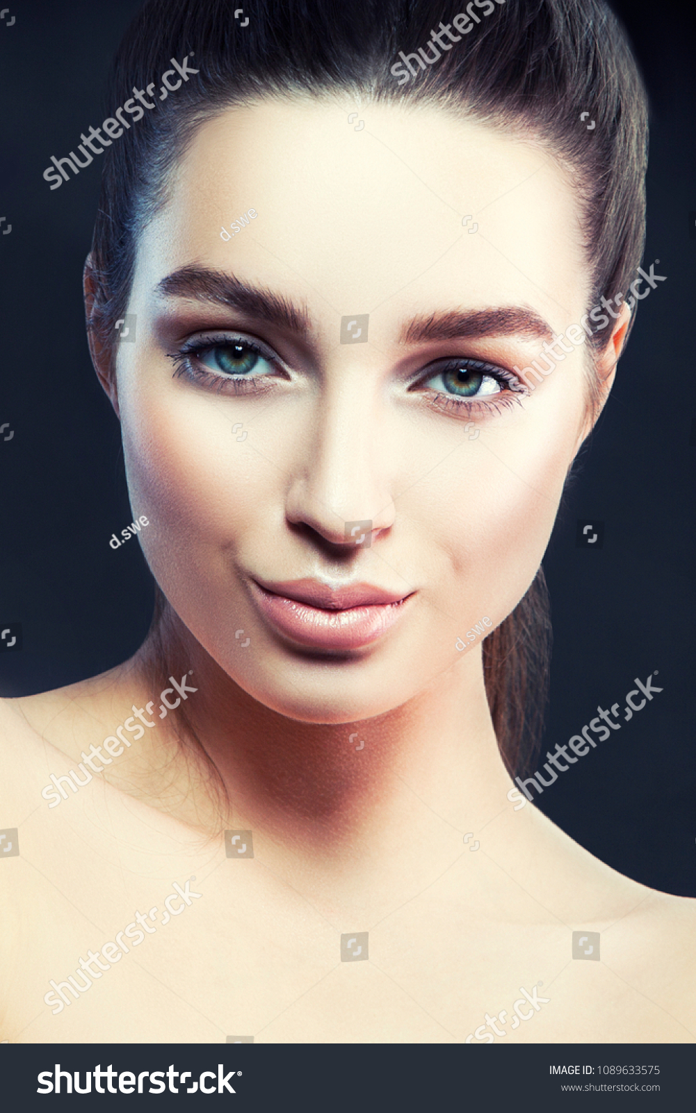 Natural Makeup For Blue Eyes Beauty Girl Face Blue Eyes Natural Stock Photo Edit Now 1089633575