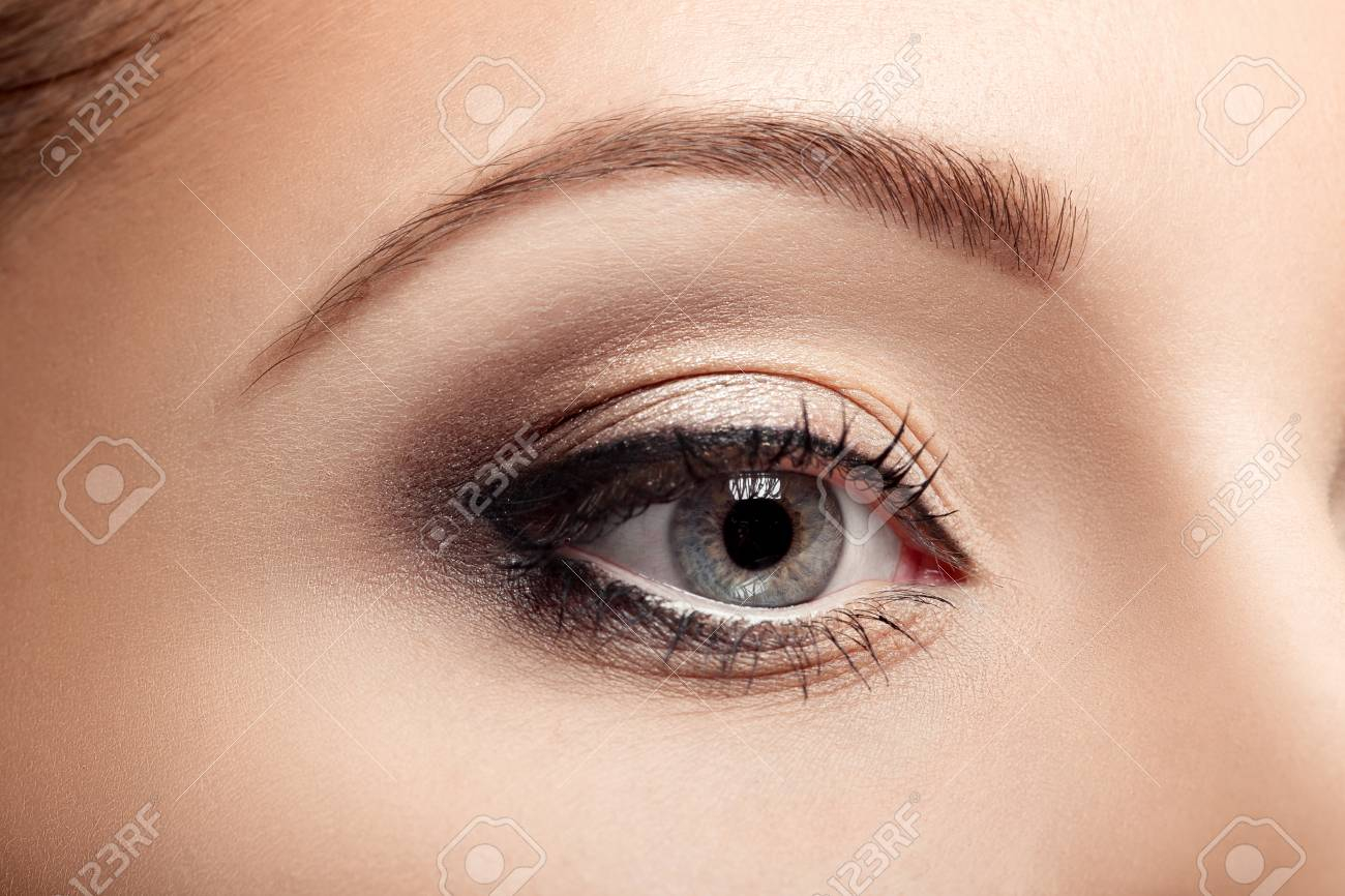 Natural Makeup For Blue Eyes Closeup Of Beautiful Woman Eye With Brown Makeup Natural Makeup