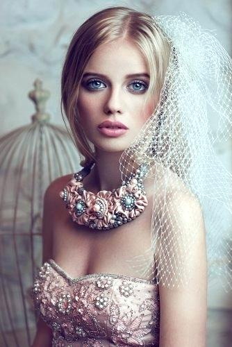 Natural Wedding Makeup For Green Eyes Wedding Makeup For Blue Eyes And Blonde Hair Or Natural Makeup Peach