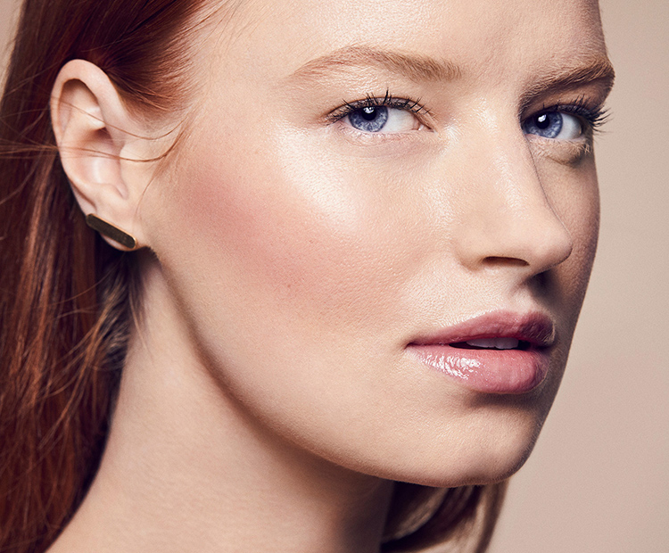 Pale Skin Eye Makeup 8 Makeup Tips For Pale Skin According To Pros Dermstore Blog