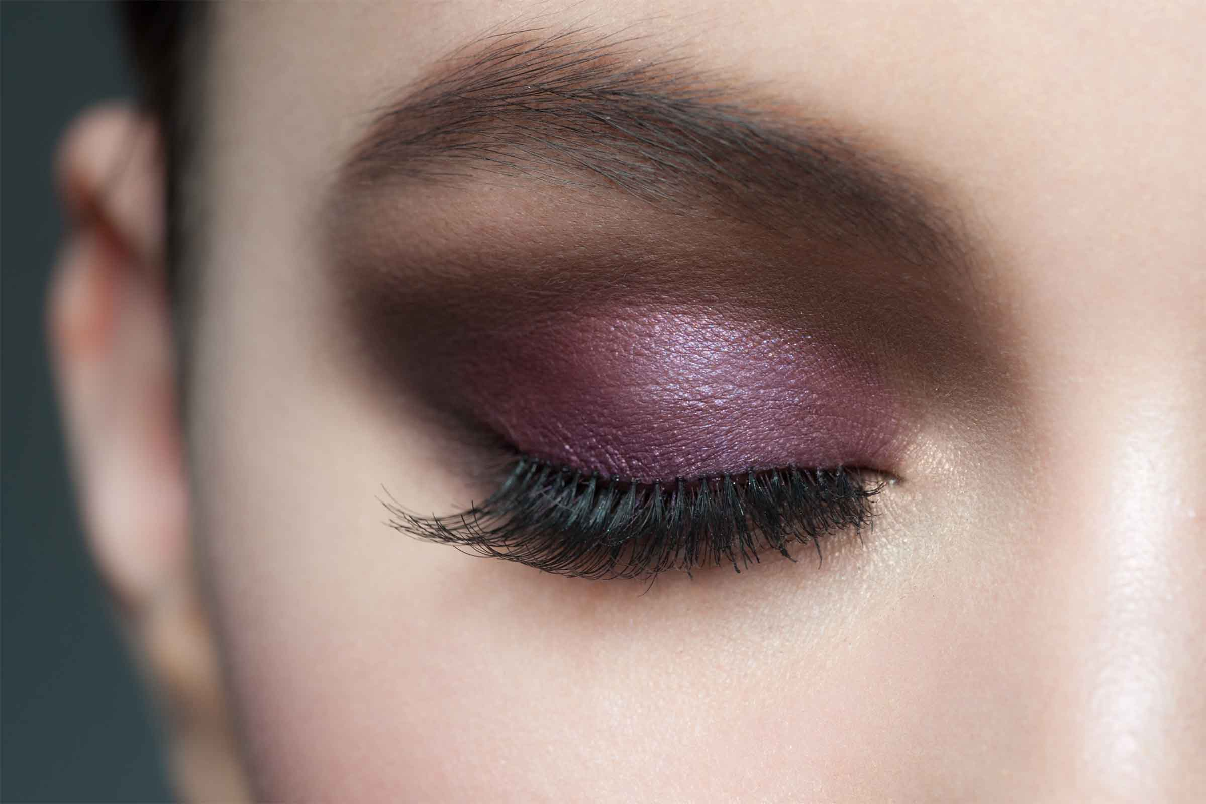 Purple Makeup Brown Eyes Eye Makeup Tips 7 Ways To Make Your Eyes Pop Readers Digest