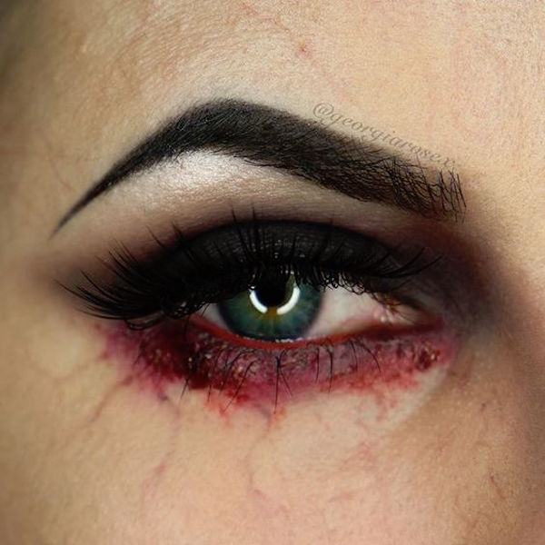 Red Halloween Eye Makeup 10 Halloween Eye Makeup Looks