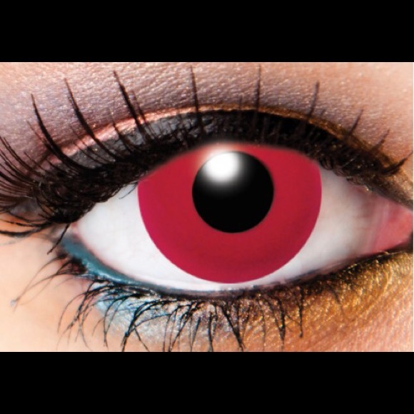 Red Halloween Eye Makeup Hallowojos Makeup Red Vampy Vampire Eyes Halloween Sfx Horror