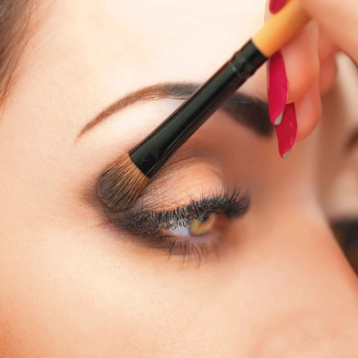 Simple Makeup For Blue Eyes Eye Makeup Tips 7 Ways To Make Your Eyes Pop Readers Digest