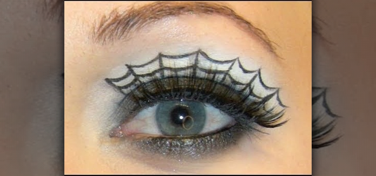 Spider Web Makeup On Eyes How To Create A Spiderweb Eye Makeup Look For Halloween Makeup