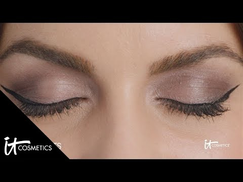 Superhero Eye Makeup How To Create A Smokey Eye Makeup Your Superhero Eyes