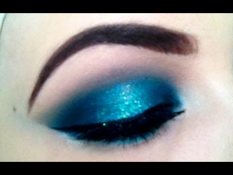 Teal Smokey Eye Makeup Make Up Tutorial Teal Aqua Halo Effect Smokey Eye Emmajvb