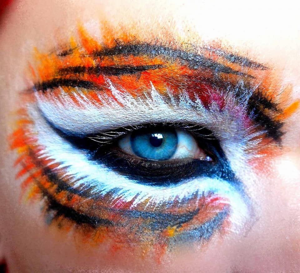 Tiger Eye Makeup Cool Cat Eye Face Painting Cheek Art Pinterest Makeup Face